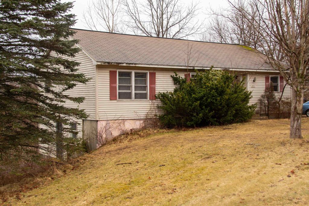 2544 West Street, Proctor, VT 05765 Trulia