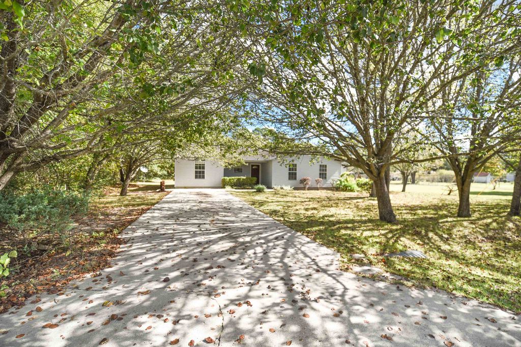 150 1st St NW, Gretna, FL 32332 Trulia