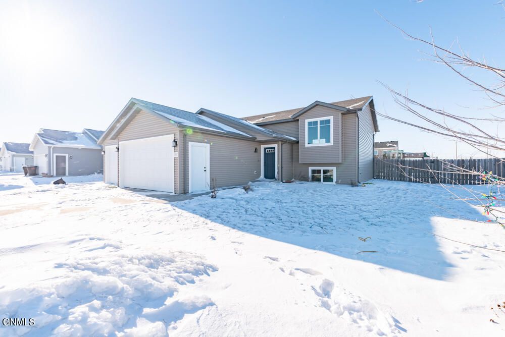 2812 Whitlow St, Lincoln, ND 58504 Trulia