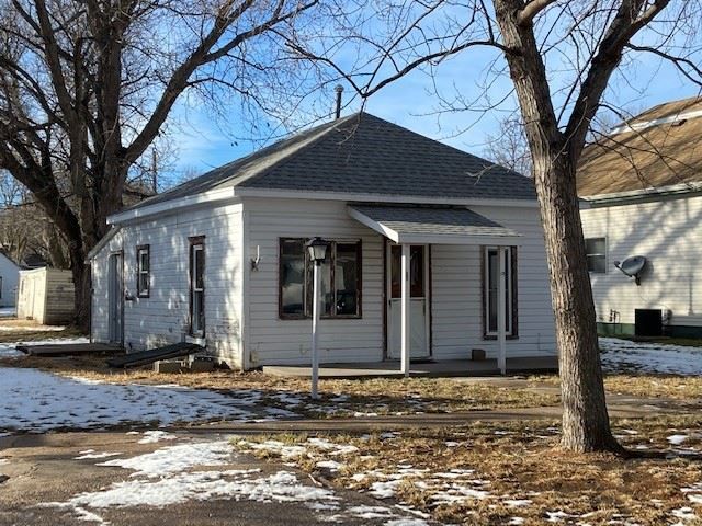 320 Verona Ave, Ravenna, NE 68869