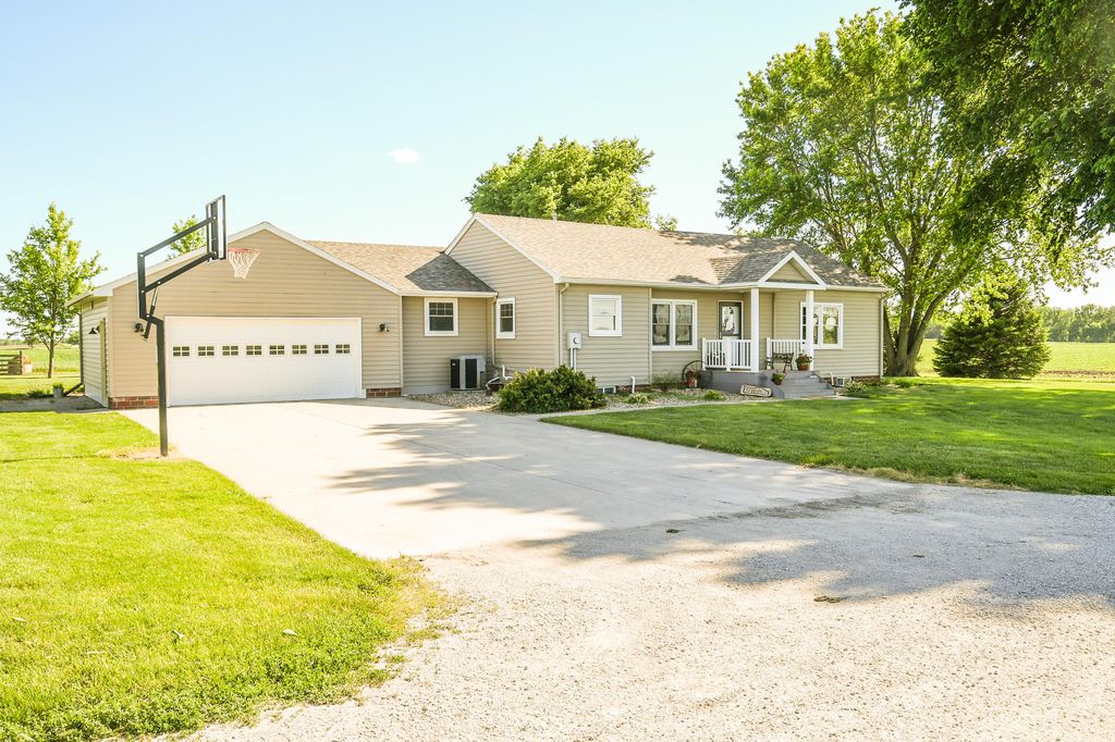 13818 570th Ave, Story City, IA 50248 Trulia
