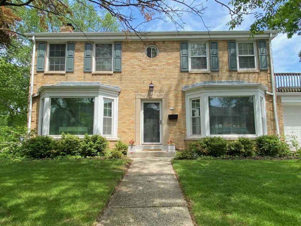880 E Silver Spring Dr, Milwaukee, WI 53217 Trulia