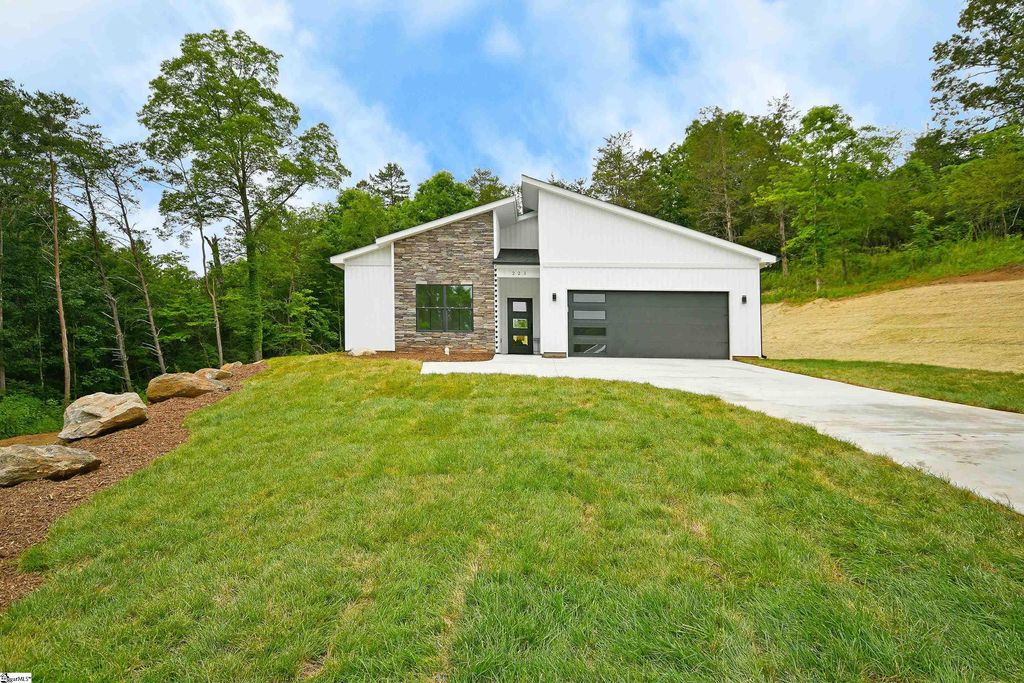221 Lenhardt Rd, Easley, SC 29640 MLS 1528354 Trulia