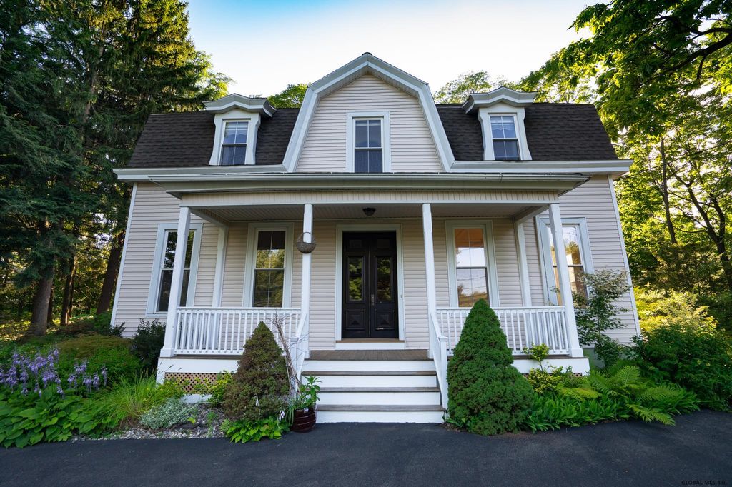 442 Loudon Rd, Loudonville, NY 12211 4 Bed, 4 Bath SingleFamily Home