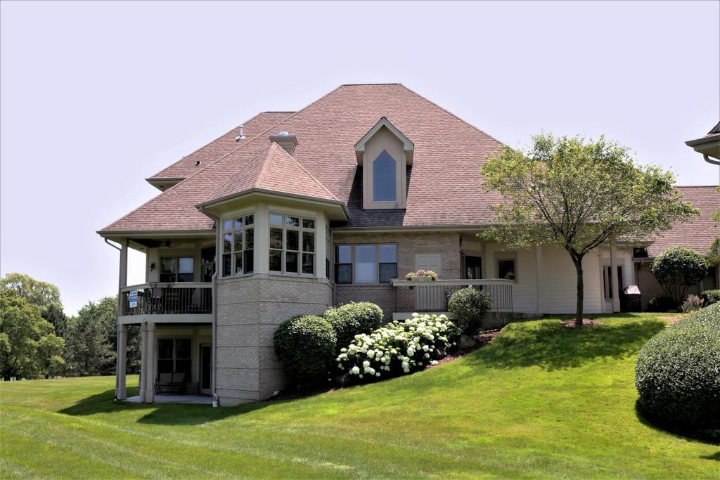 7506 W Tuckaway Pines Cir, Franklin, WI 3 Bed, 4 Bath Condo Trulia