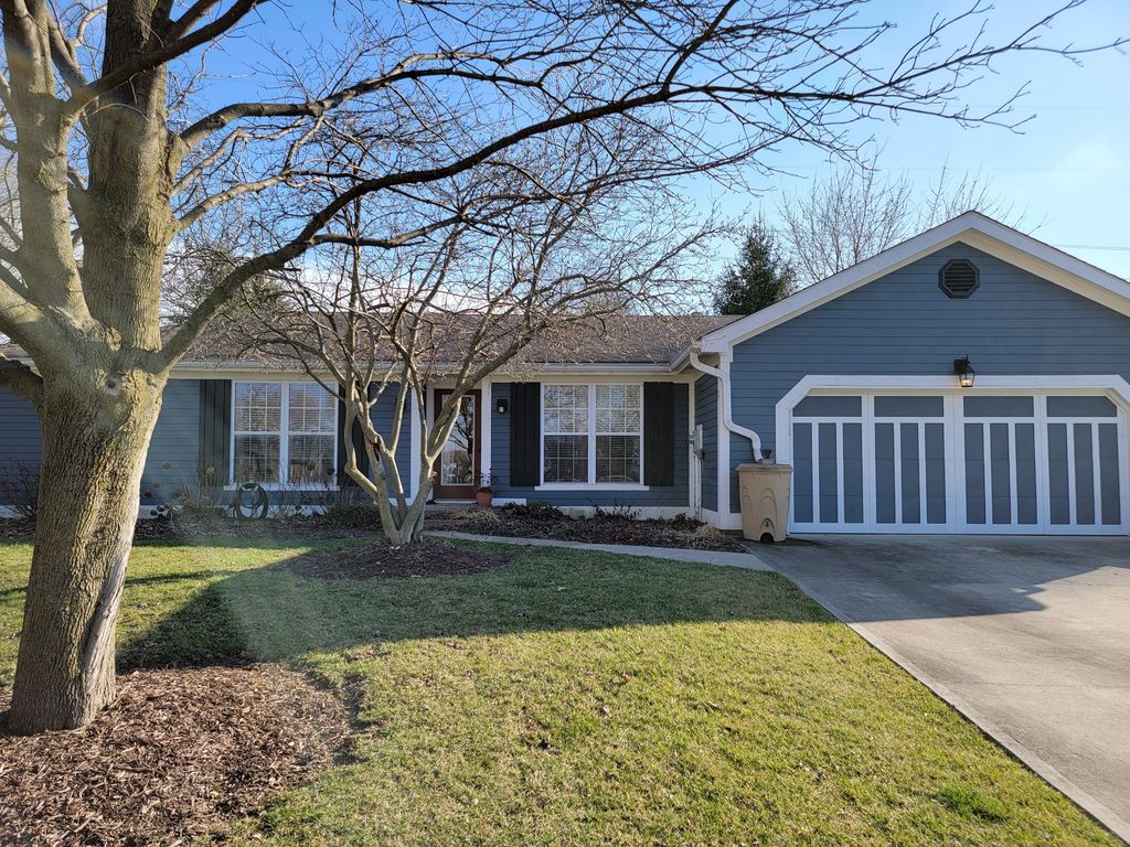 1607 Cape Charles Ct, Cicero, IN 46034
