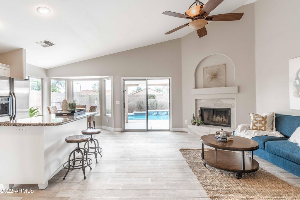 1301 W Butler Dr, Chandler, AZ 85224