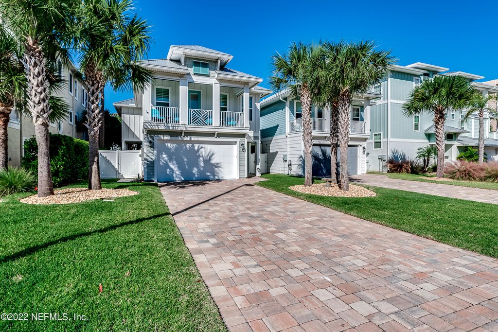 125 3RD Avenue S, Jacksonville Beach, FL 32250