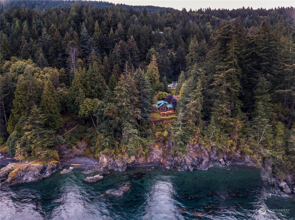 582 Sunset Ave, Eastsound, WA 98245 | Zillow
