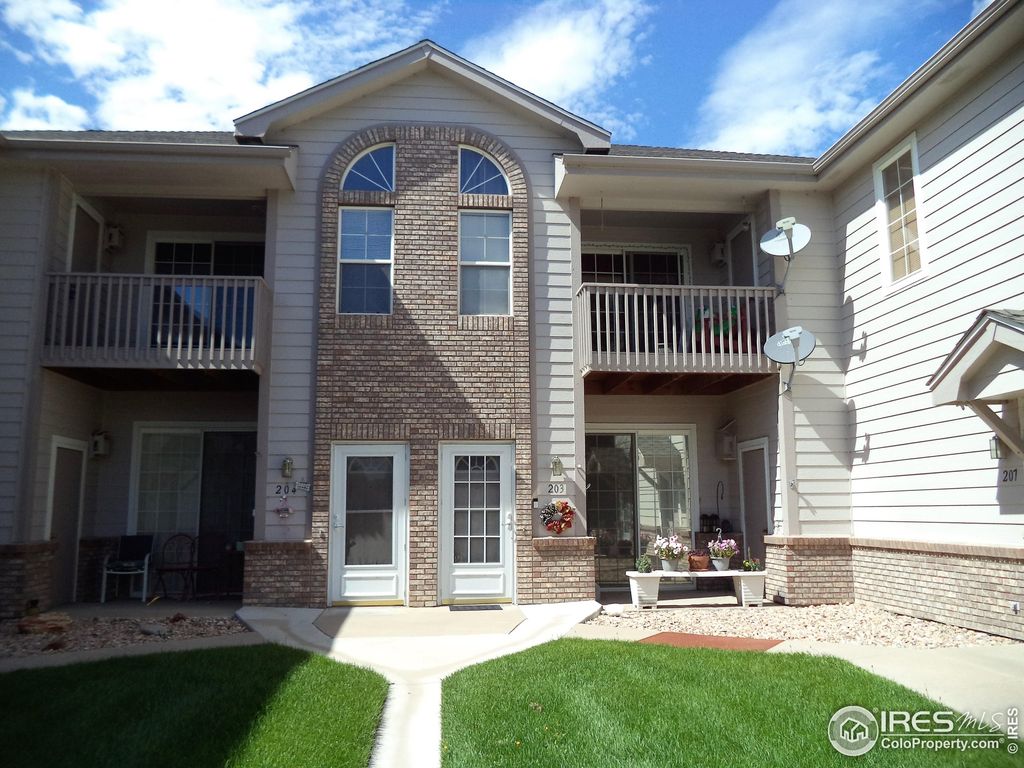 5151 29 St 2-203, Greeley, CO 80634