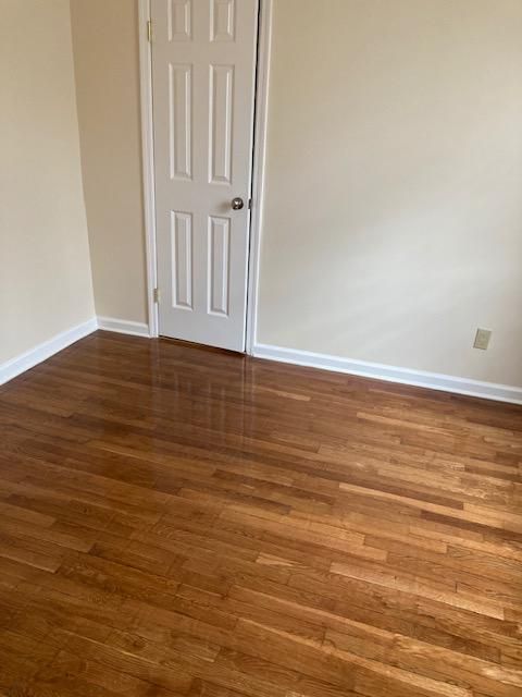 19523 Jamaica Ave, Hollis, NY 11423