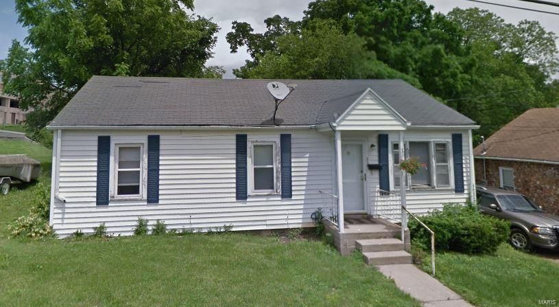 307 Case Ave, Jefferson City, MO 65101