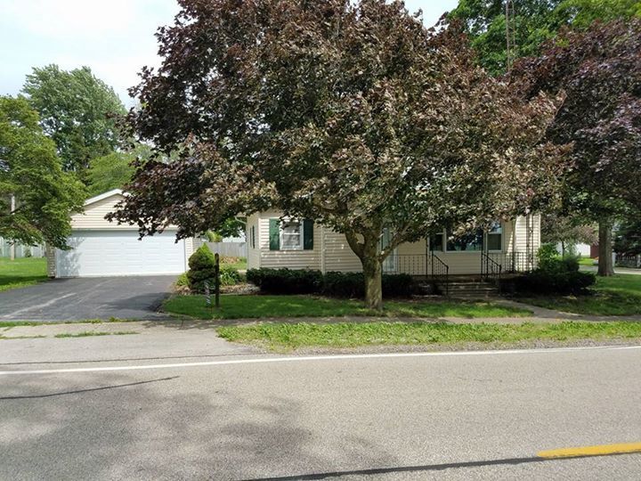 205 S Koch St, Cooksville, IL 61730