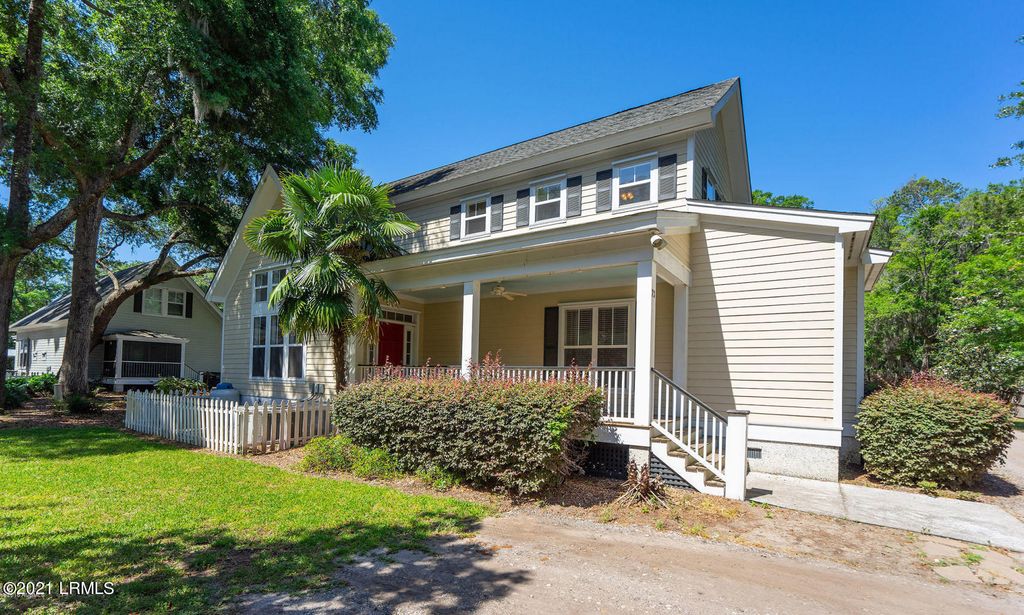 23 Crows Nest Ave #4, Beaufort, SC 29907