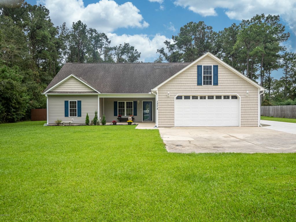 1375 Blue Creek Rd, Jacksonville, NC 28540 3 Bed, 3 Bath Single