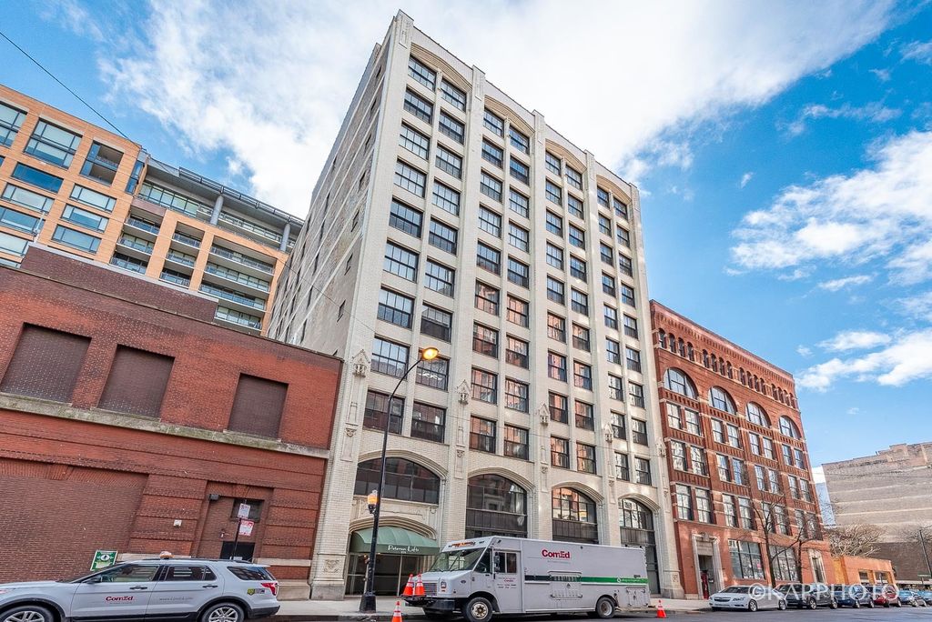 523 S Plymouth Ct #601, Chicago, IL 60605