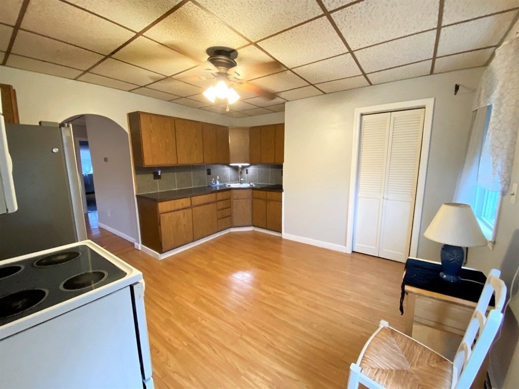 173 Paris St #3, Boston, MA 02128