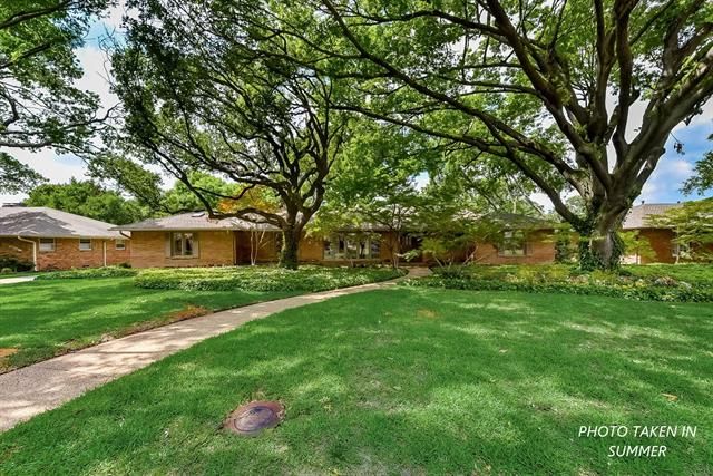 7427 Mason Dells Dr, Dallas, TX 75230