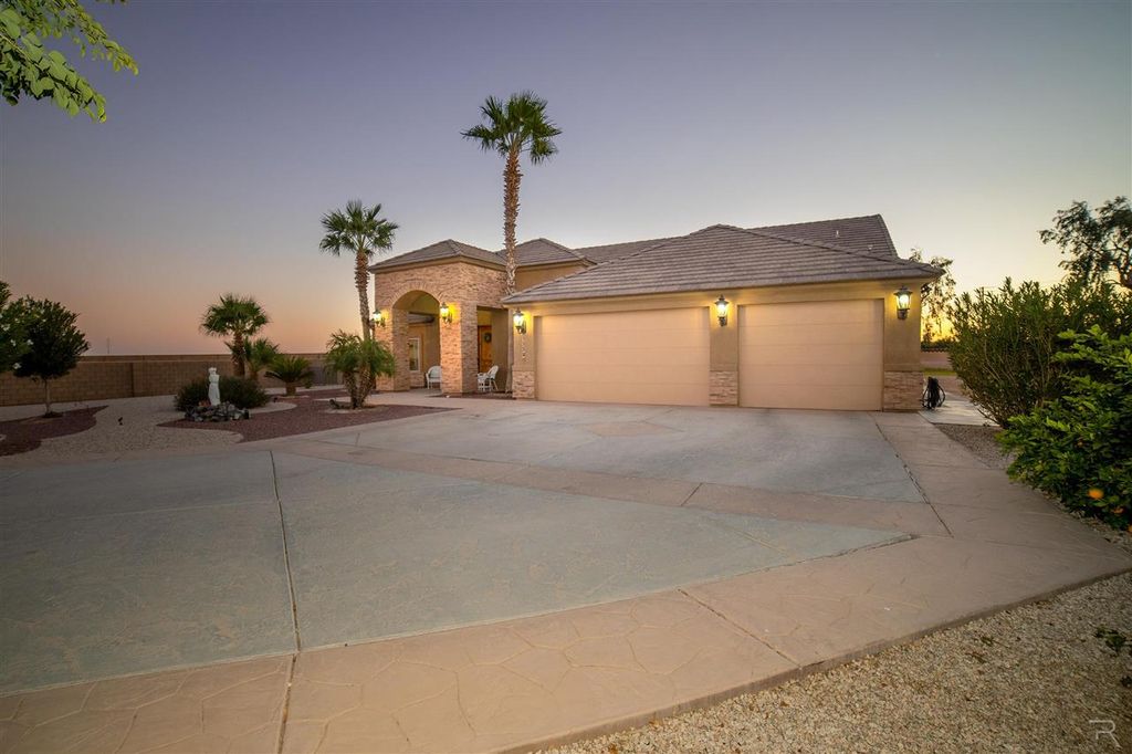 13340 S Orlando Rd, Yuma, AZ 85365