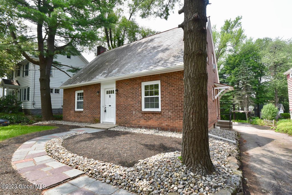 1027 Balltown Road, Niskayuna, NY 12309 Trulia