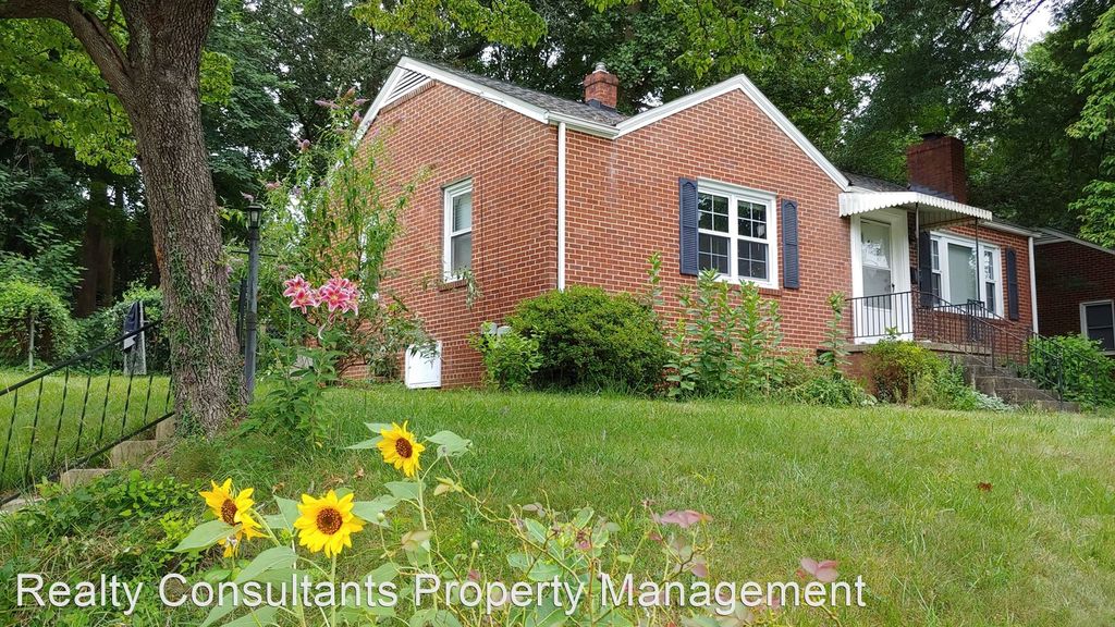 309 S Lindell Rd, Greensboro, NC 27403