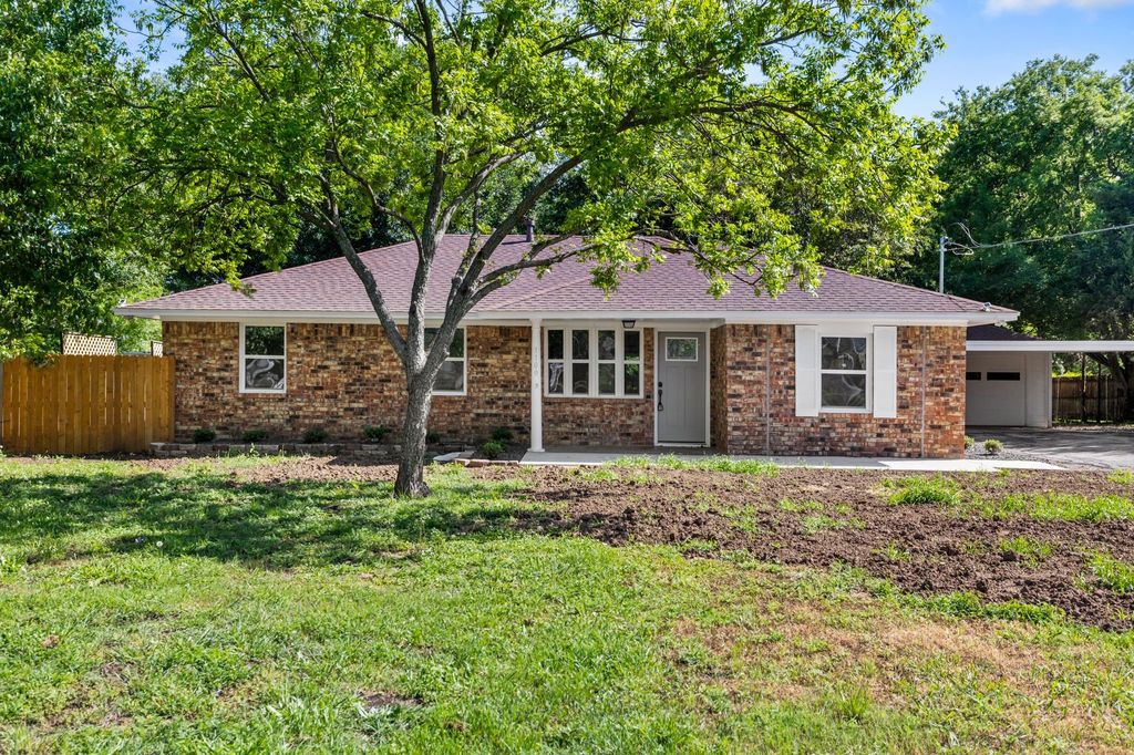 1100 Silver Creek Dr, Desoto, TX 75115 MLS 20633510 Trulia