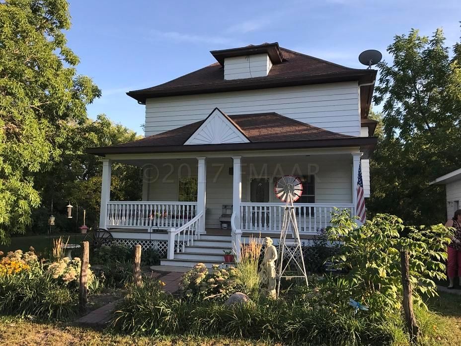 525 Water Tower Dr, Enderlin, ND 58027 Trulia