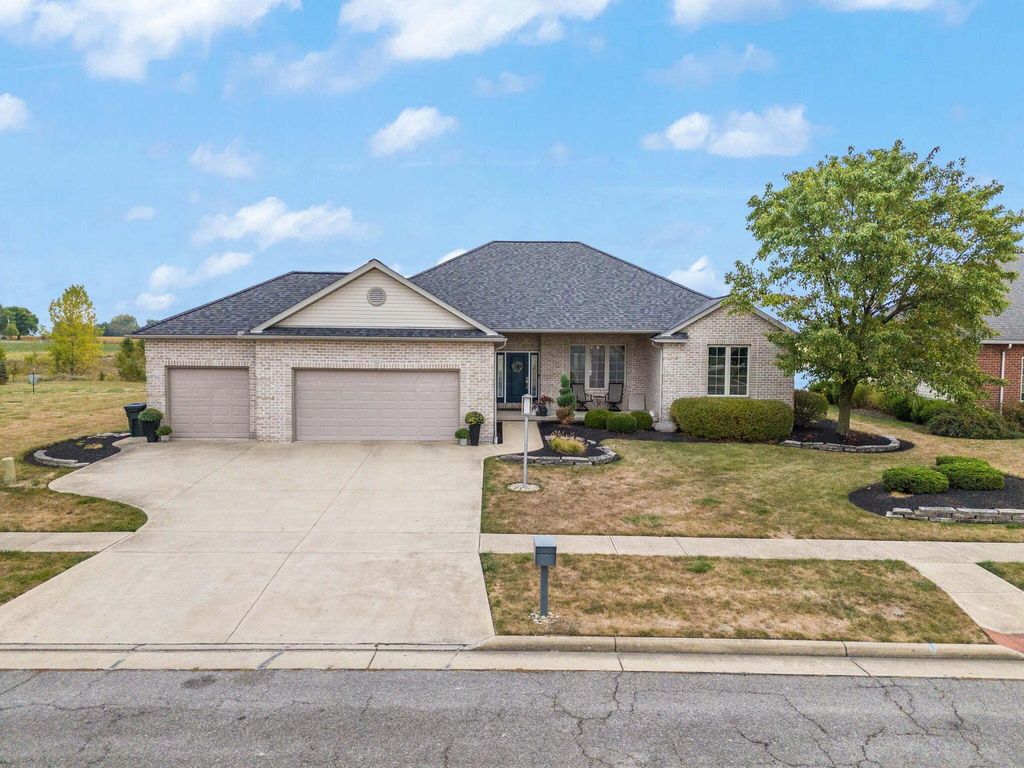 720 Augusta Dr, Marion, OH 43302