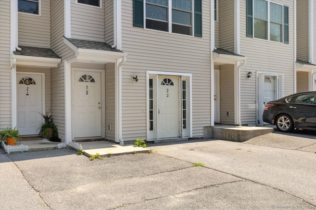 41 Palmer Street #22, Norwich, CT 06360