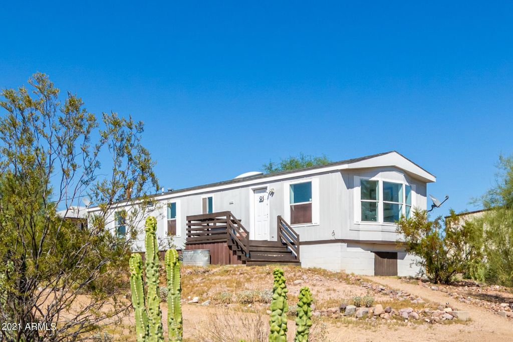 1930 E Cody St, Apache Junction, AZ 85119