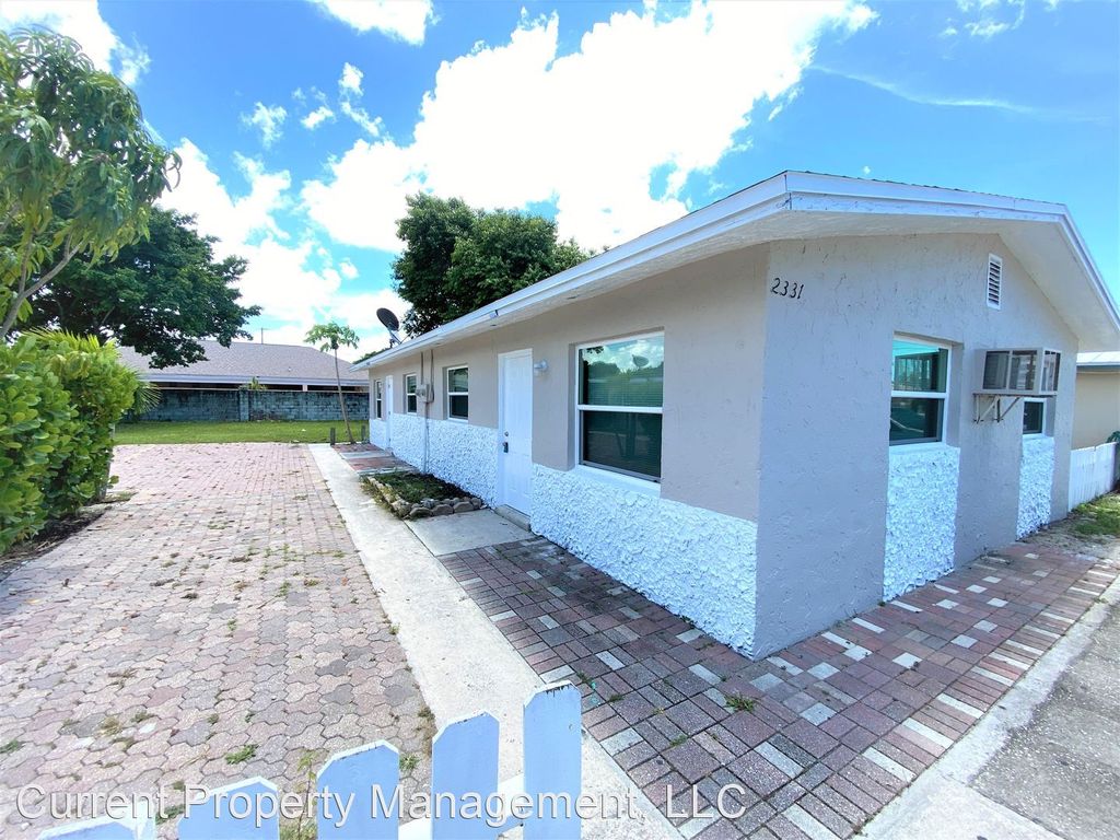 2315-2331 Bayside St #2331-B, Naples, FL 34112
