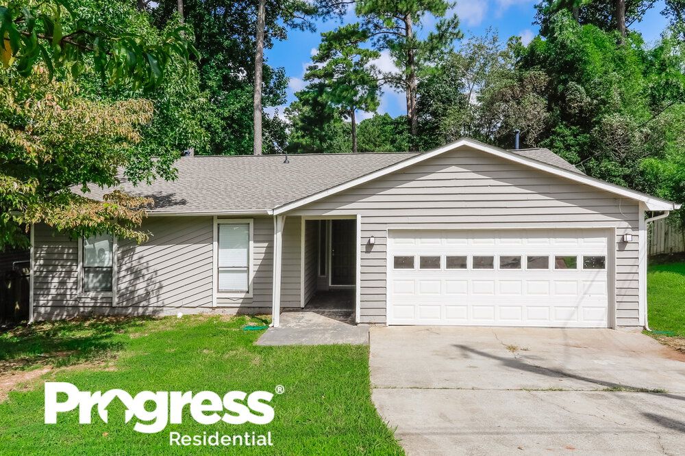 5177 Aberdeen Ct NW, Lilburn, GA 30047