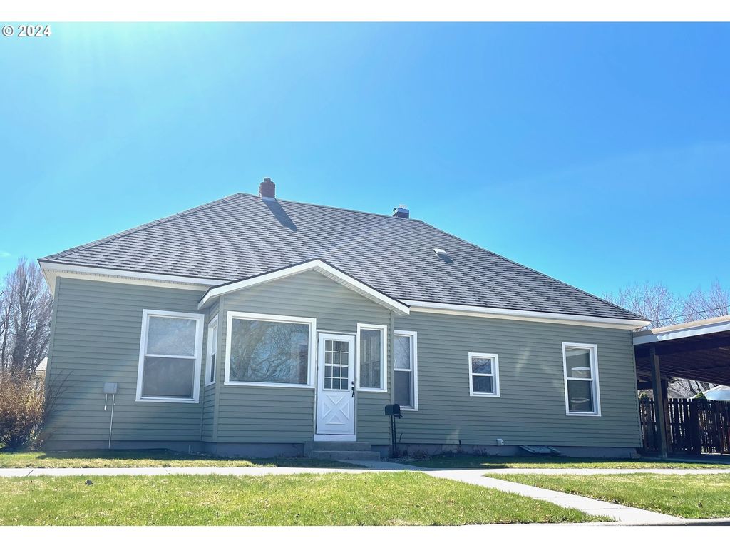 2691 College St, Baker City, OR 97814 Trulia