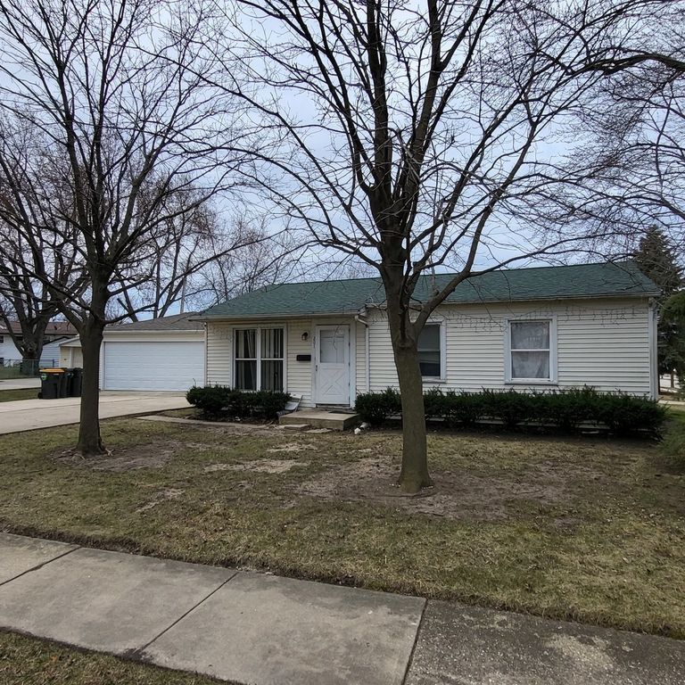 201 E Maxon Ln, Streamwood, IL 60107 MLS 11742149 Trulia