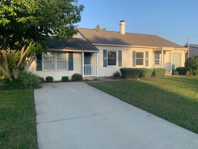 2950 Lucas Way, Columbus, IN 47203