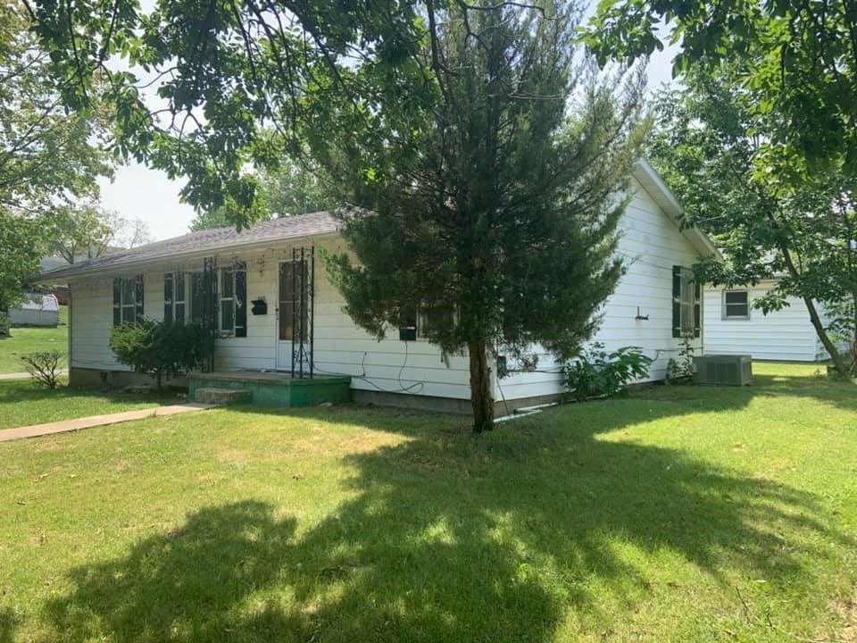 505 S Main St, Milan, MO 3 Bed, 1 Bath SingleFamily Home 15 Photos