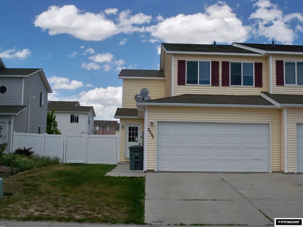 2737 Koven Dr, Rock Springs, WY 82901
