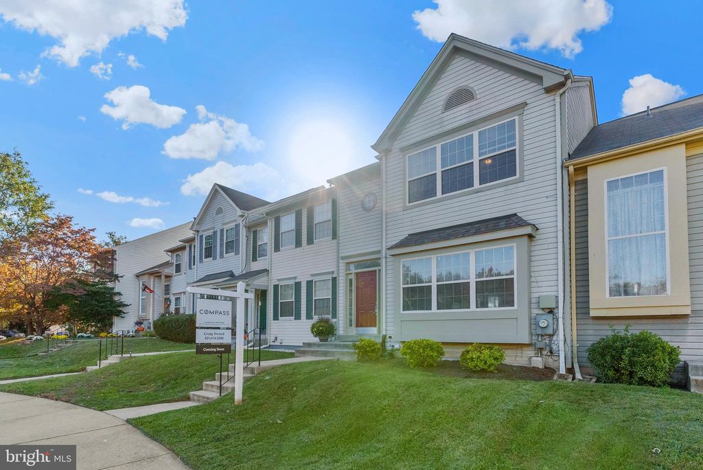8421 Meadow Green Way, Gaithersburg, MD 20877