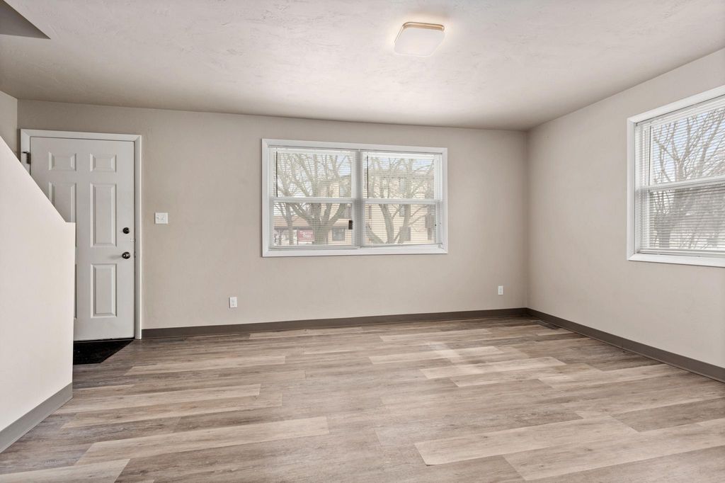 2629 N  Helen St, Appleton, WI 54911