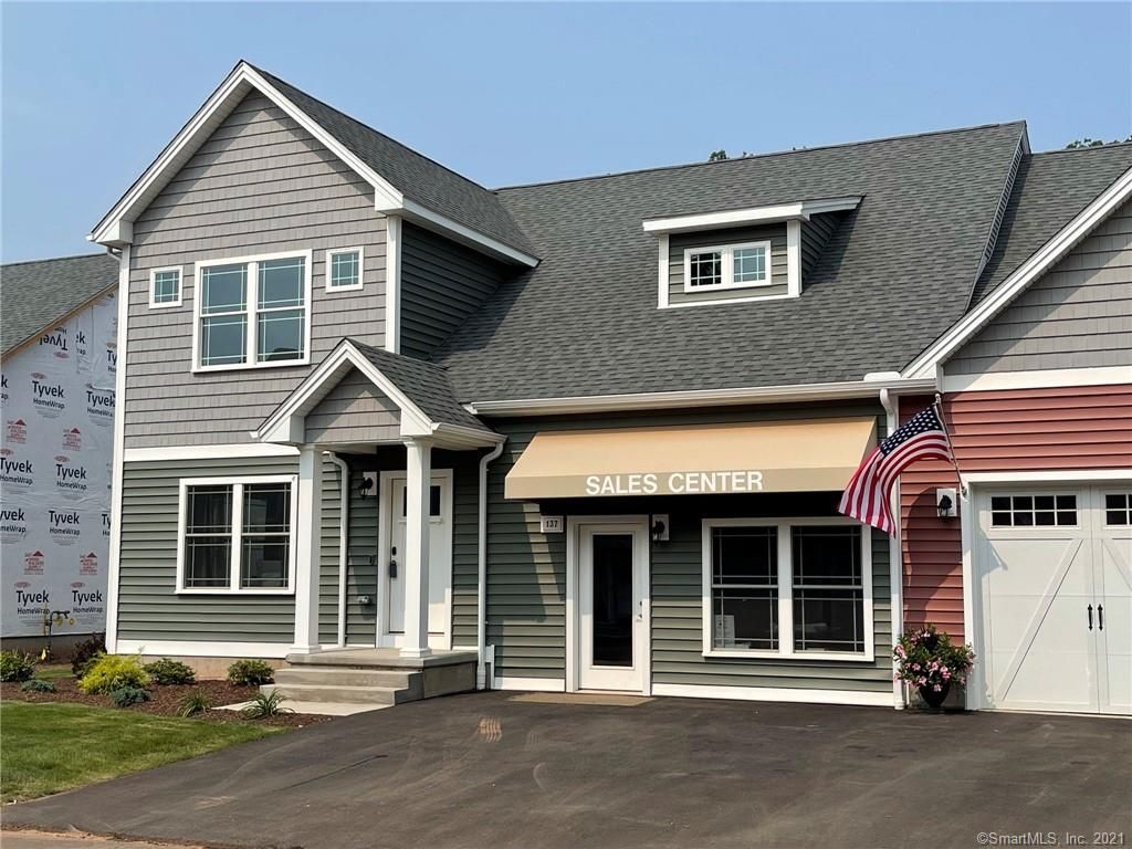 137 Mulholland Way #83, North Haven, CT 06473
