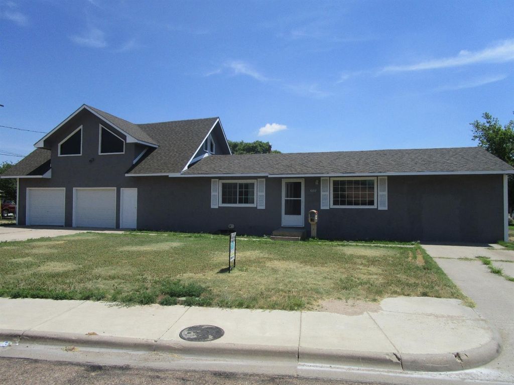 1602 N 11th St, Garden City, KS 67846 Trulia