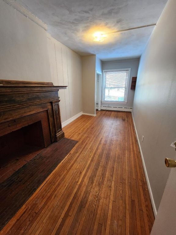 230 Augusta Ave 8, Dekalb, IL 60115 Trulia