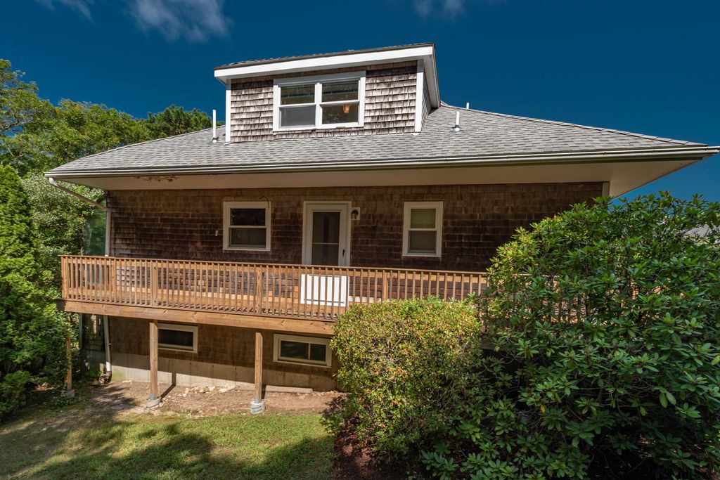 24 Harbor Hill Dr. UNIT 24, Bourne, MA 02532