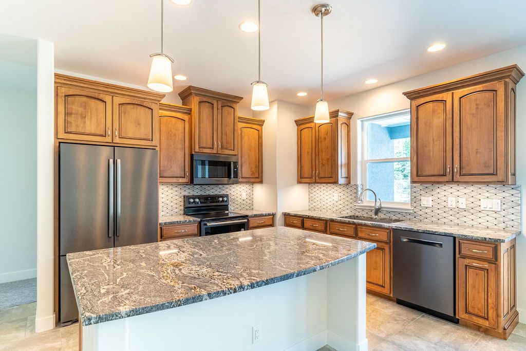 Summit B Plan in The Estates at Stone Ridge, Montrose, CO 81401