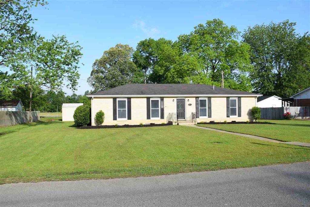 206 Division St, Dyer, TN 38330 Trulia