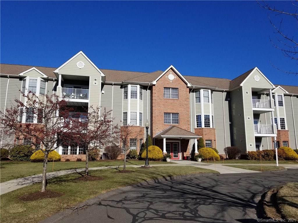 60 Cassandra Blvd #209, West Hartford, CT 06107