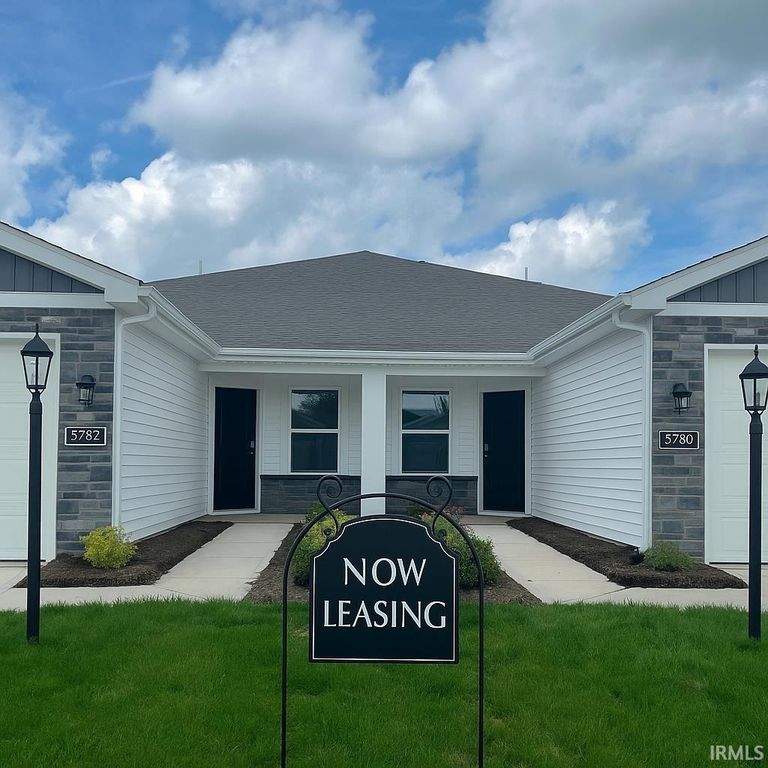 3667 Thunderhawk Pass, Fort Wayne, IN 46818