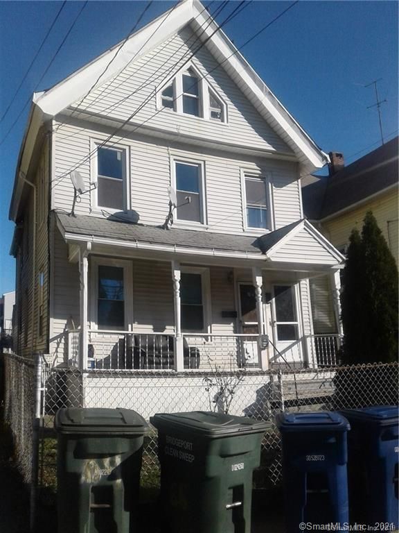 64 Lee Ave, Bridgeport, CT 06605
