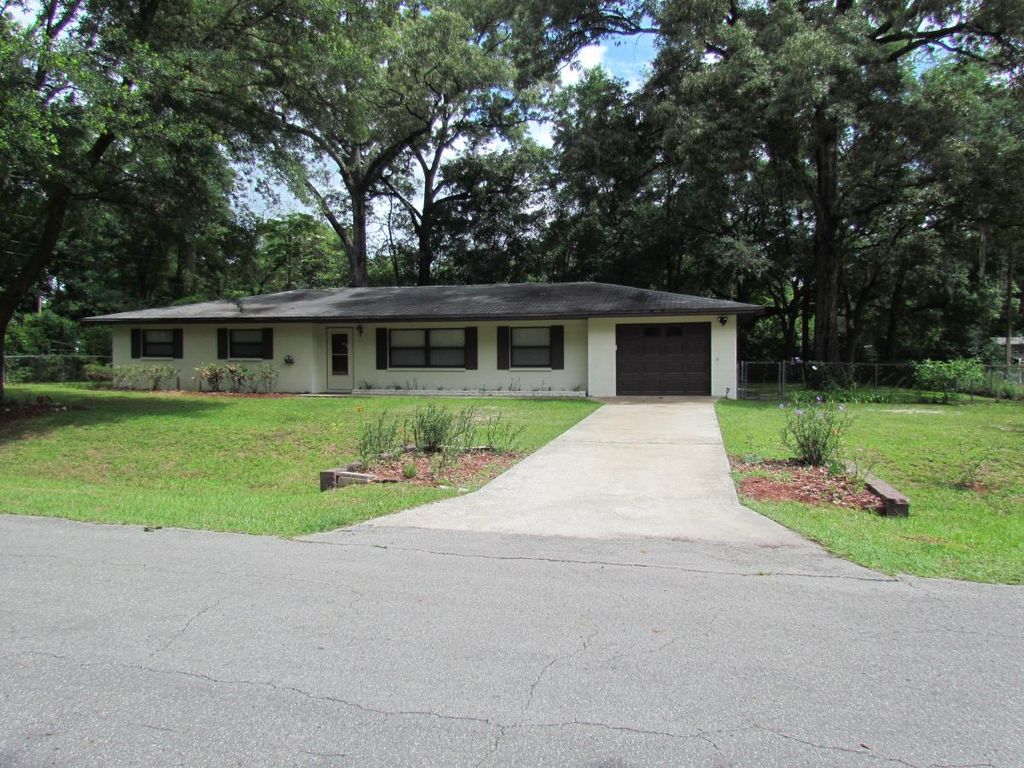 2004 NW 36th Ter, Gainesville, FL 32605