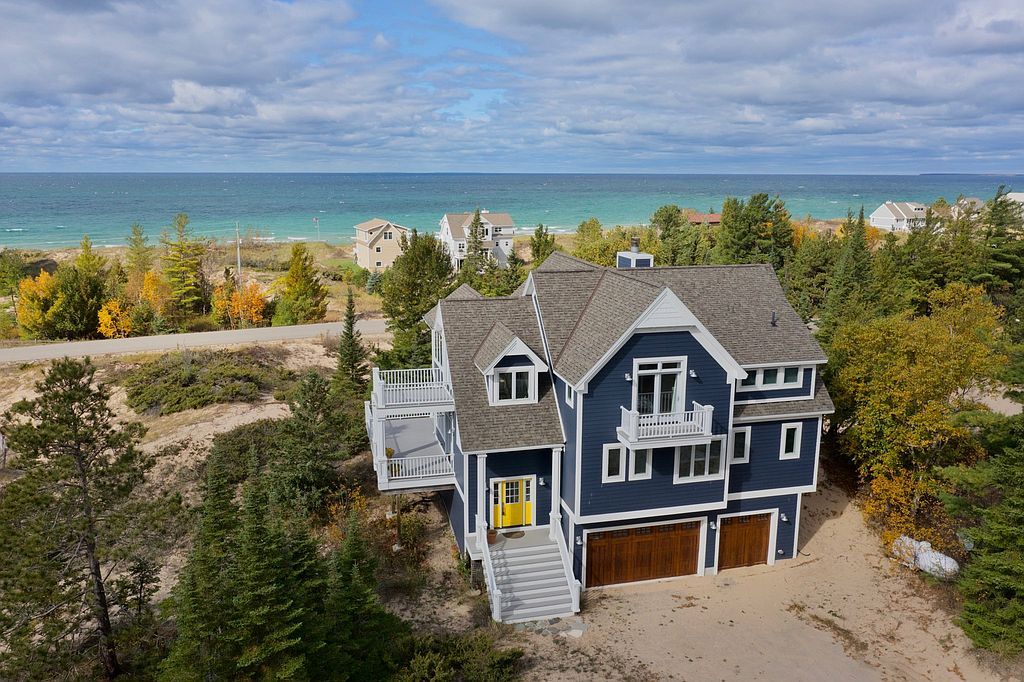 3792 Pine Trl, Harbor Springs, MI 49740 Trulia